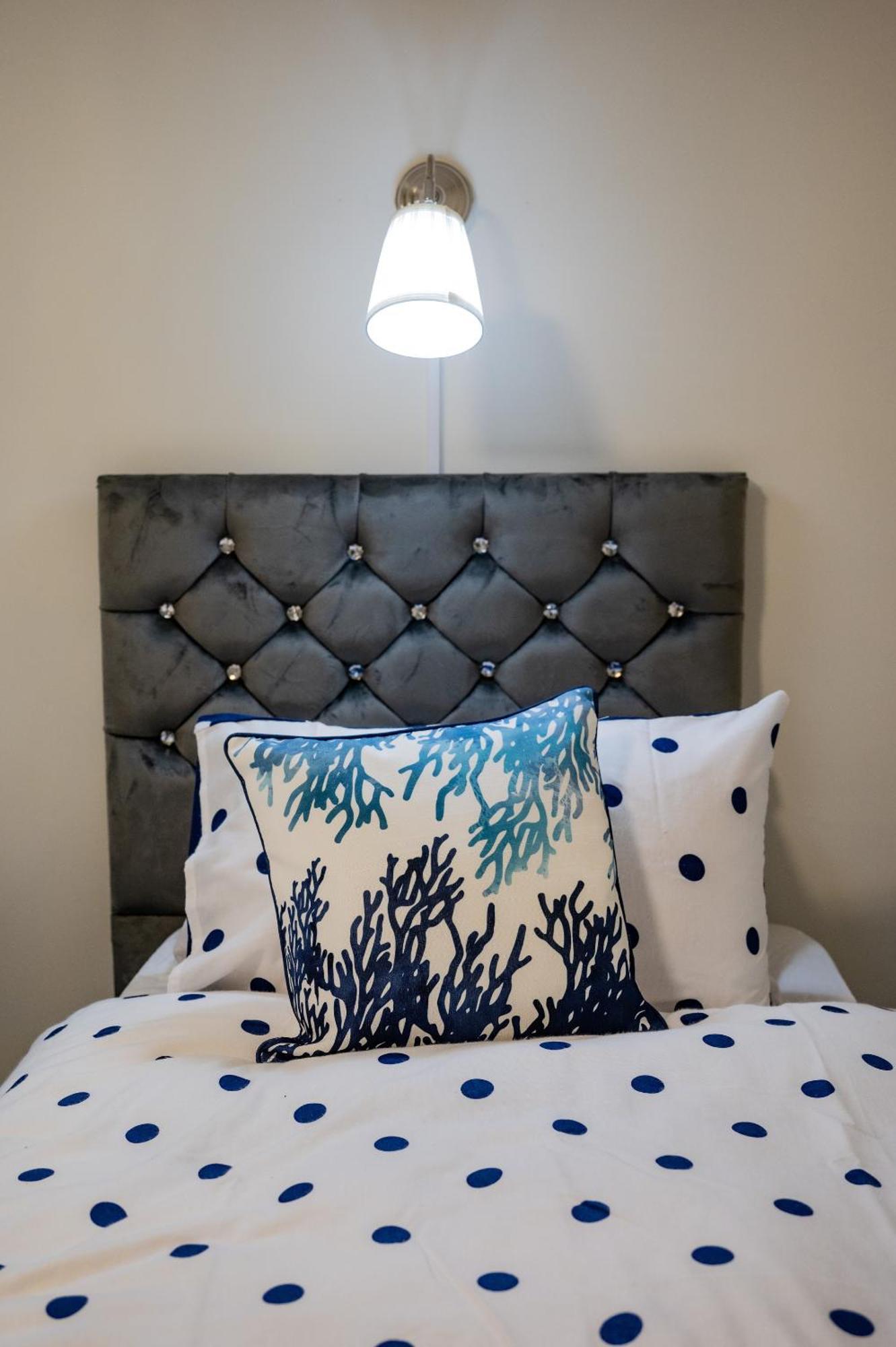 Basement Bliss Hideaway Appartement Bradford  Buitenkant foto