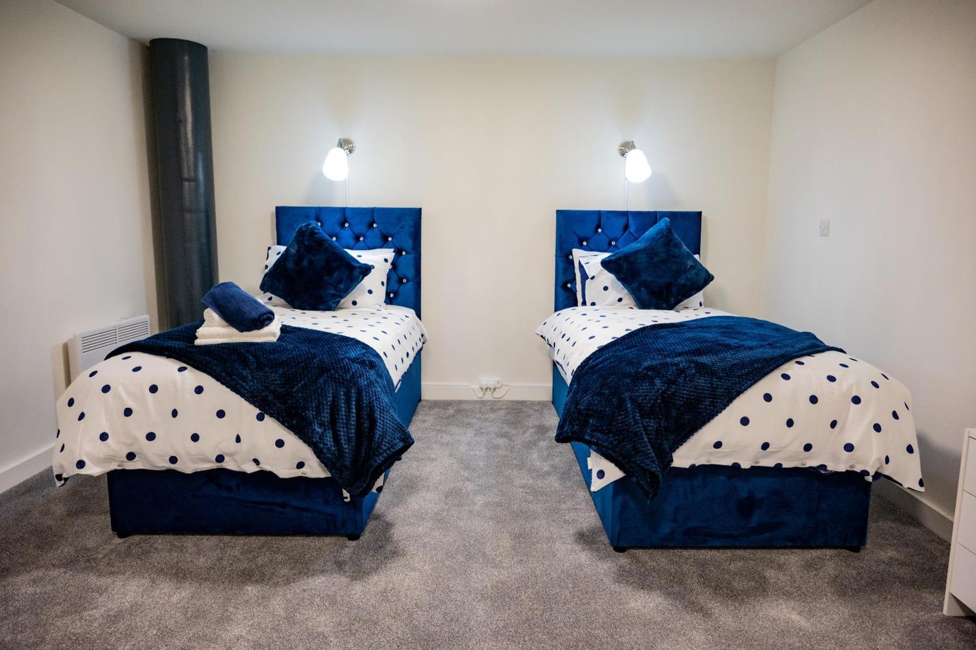 Basement Bliss Hideaway Appartement Bradford  Buitenkant foto