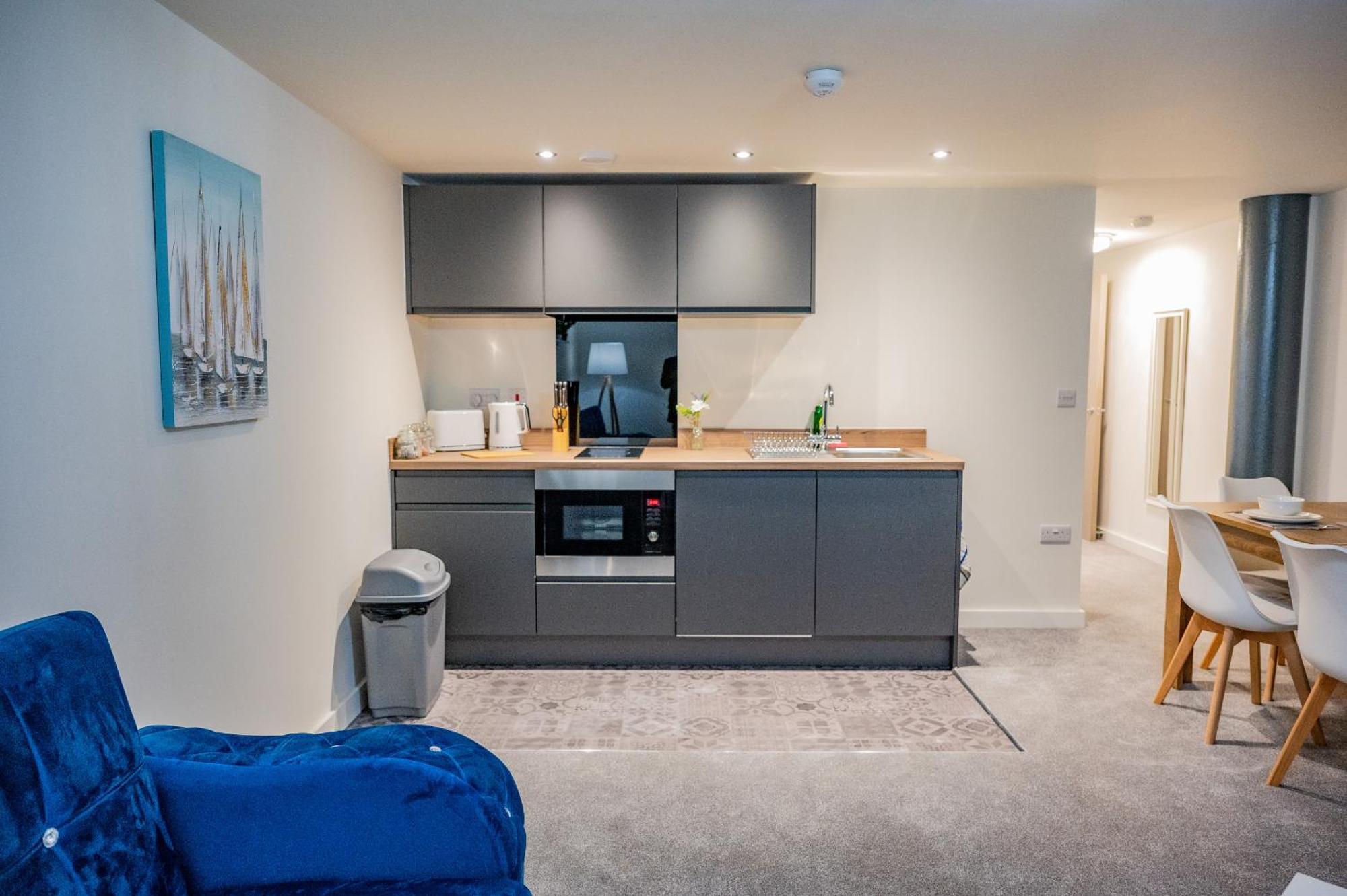 Basement Bliss Hideaway Appartement Bradford  Buitenkant foto