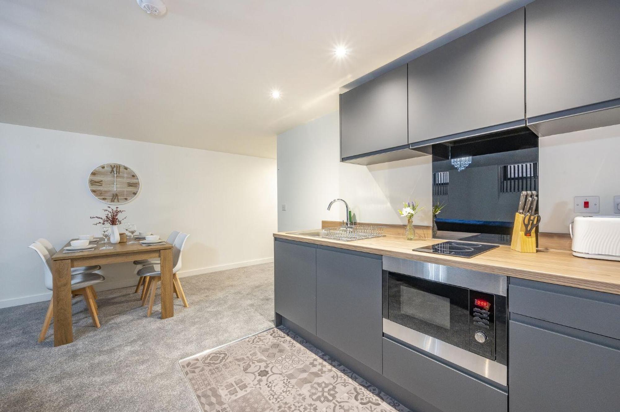 Basement Bliss Hideaway Appartement Bradford  Buitenkant foto